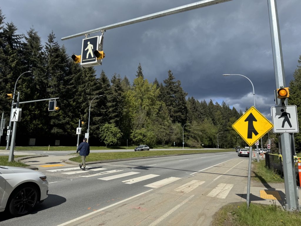 Controversial W16th Crosswalk to Be Converted to Pedestrian Signal